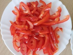 Rok szkolny 2022-2023 - 53 - DzieΣ zdrowej kanapki w ÿwietlicy